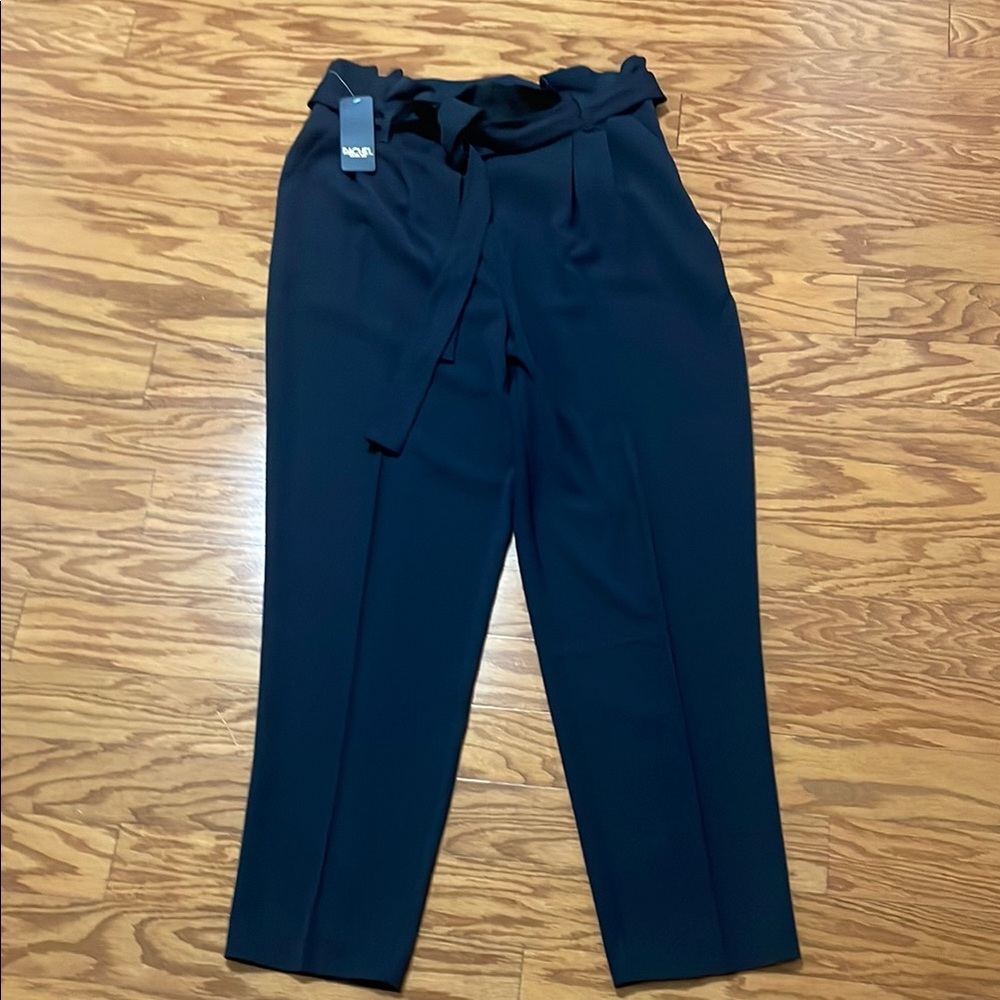 Rachel Roy April True Navy High-Waisted cropped pant with side zipper & pockets